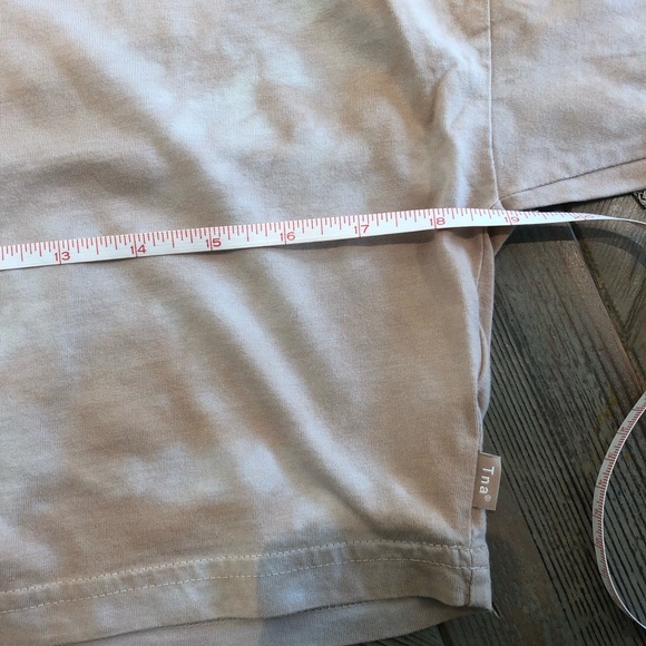 TNA Cropped Tee - Picture 4 of 4